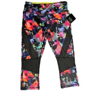 Nicole miller New York active tight capri fit women’s capri workout pants size M